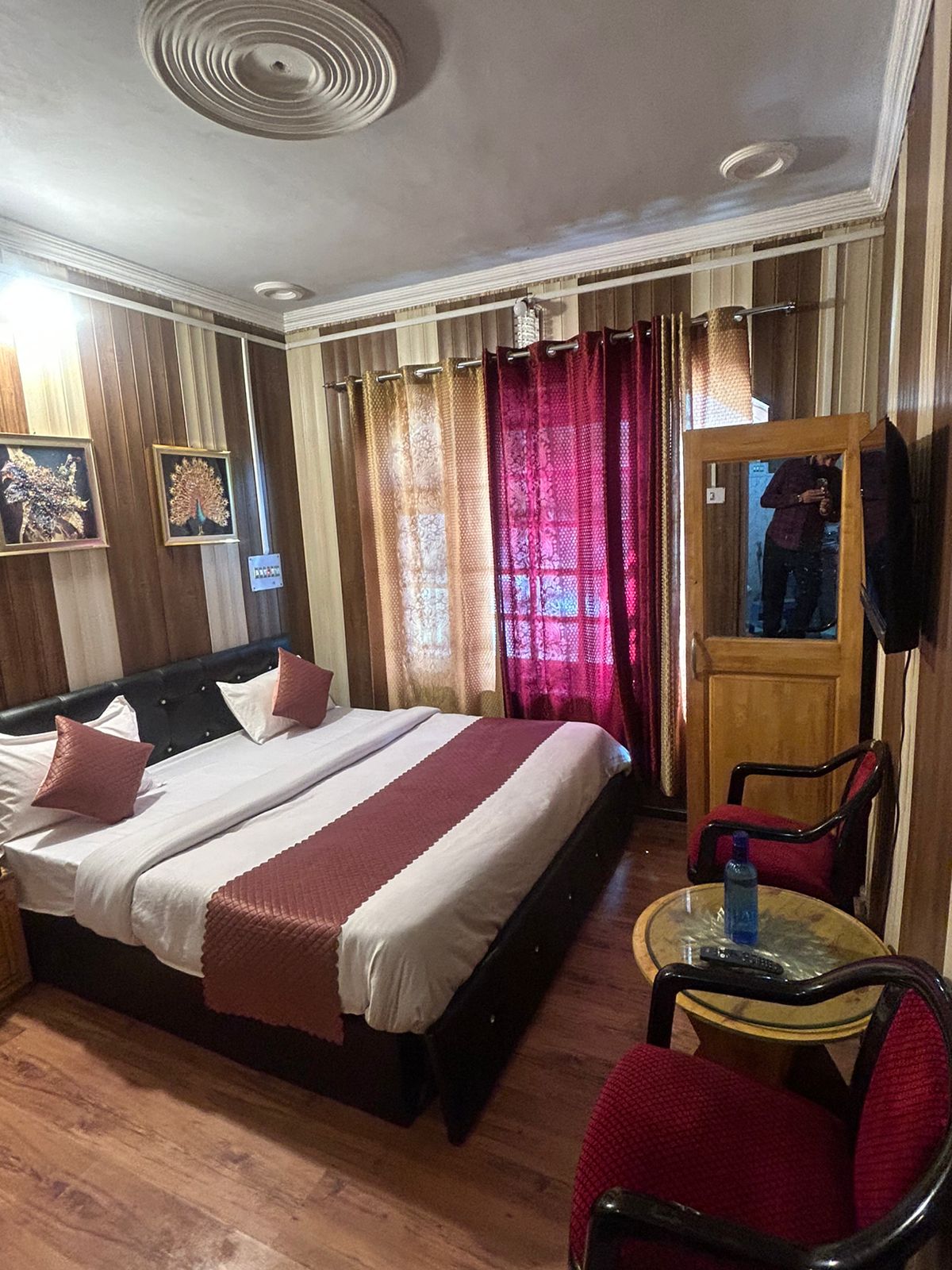 hotel blue diamond pahalgam by DIH-images-2